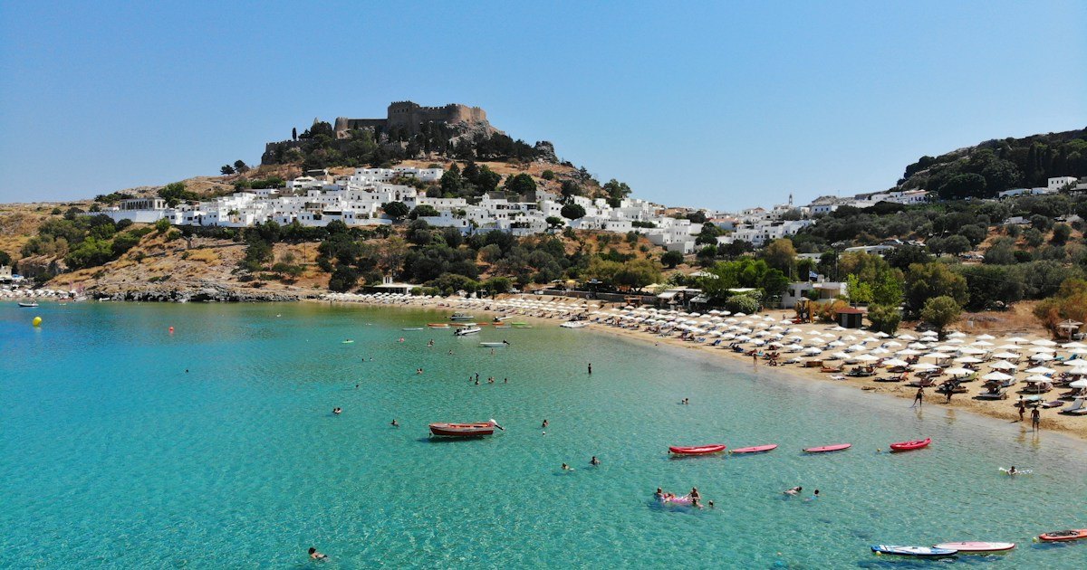 Bukten og høyden ved Lindos på Rhodos