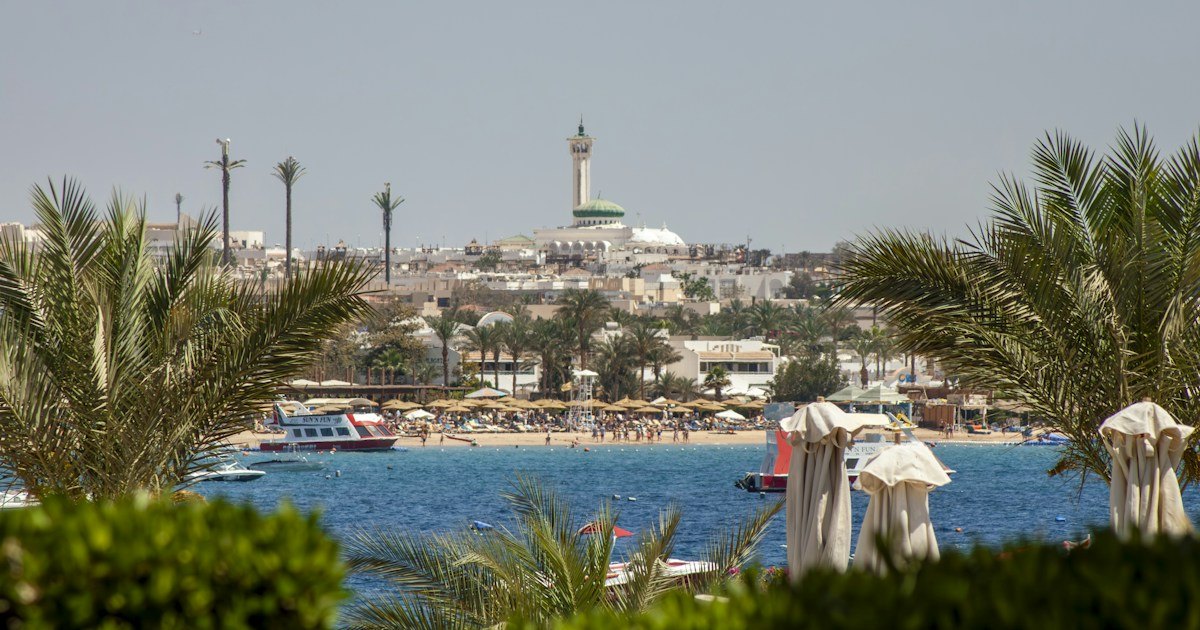Strand, palmer og badeanlegg i Hurghada